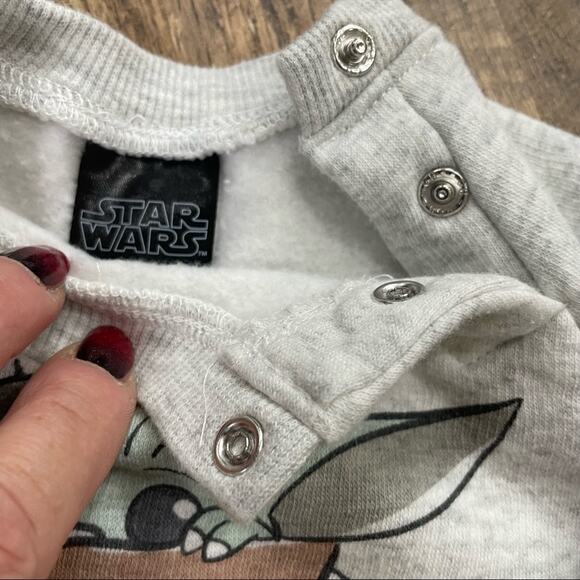 Star Wars Two Piece Baby Yoda Sweat Set - Picture 10 of 12